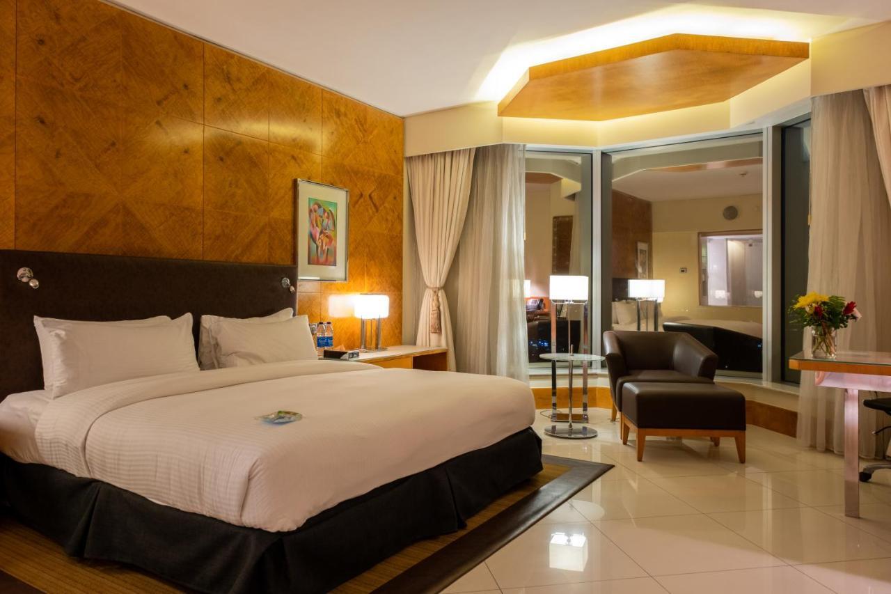 Lagos Continental Hotel Bagian luar foto